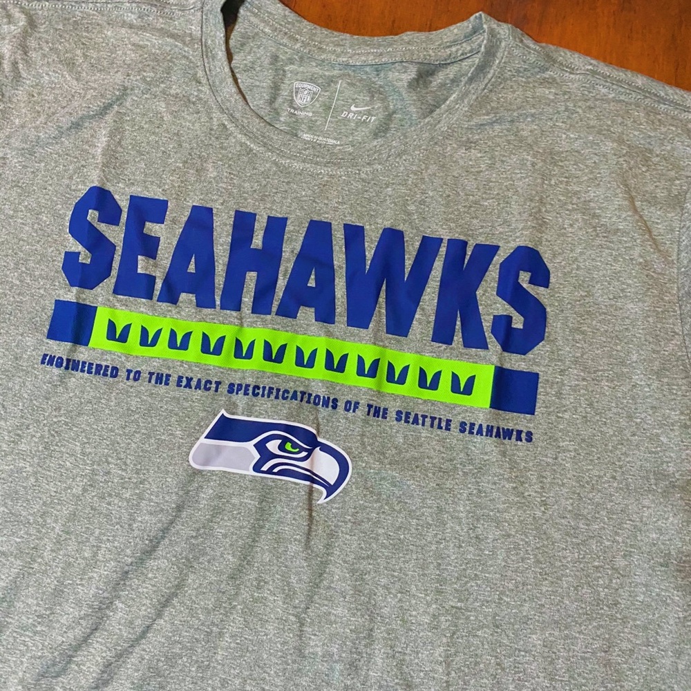 SEAHAWKS SHIRT!!💙💚